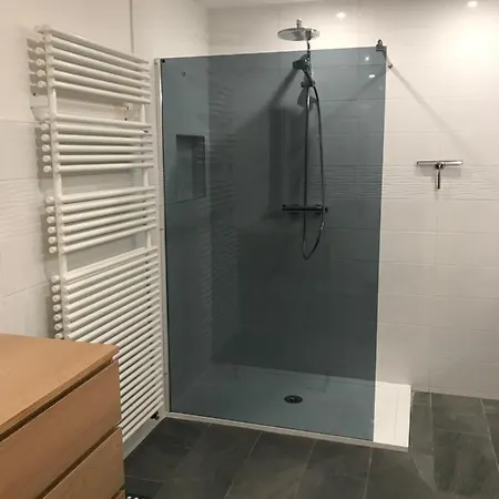 - Appart Orchidée - Coeur De - - Soirée étape Vrp - Capacité 1 à 4 Personnes - Accès Piscine Et Jardin